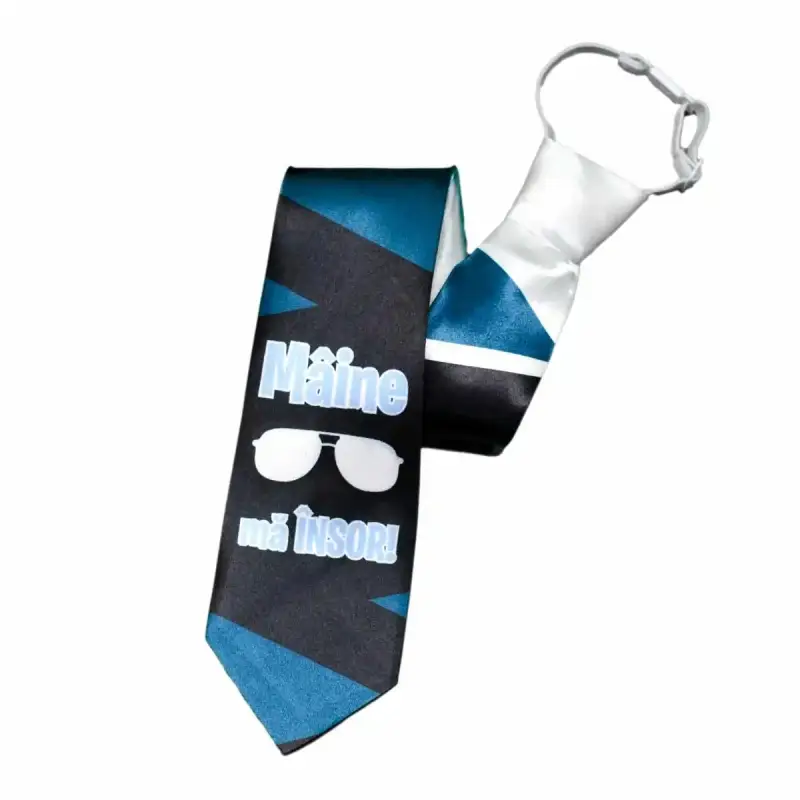 Maine ma insor, cravata cu mesaj